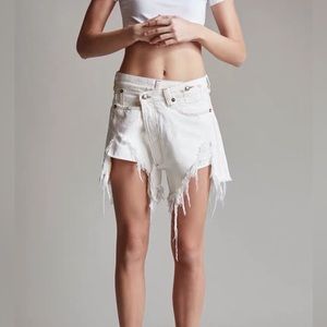 R13 stylish shorts size 27